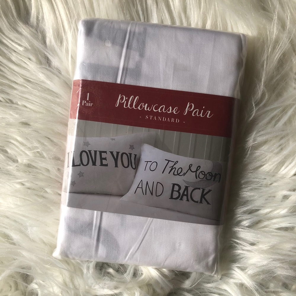 Pillowcase pair